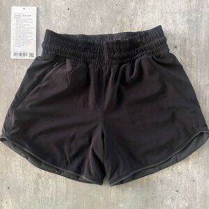 Lululemon Reversible Choose a Side high rise Short 4” Black/Graphite Grey 2